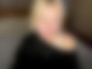 LaraKonzen's Live Sex Cam Show