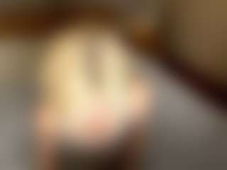 LaraKonzen's Live Sex Cam Show