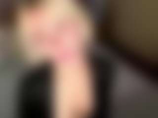 Live cam show with LaraKonzen - College on Camsoda