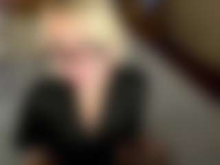 Live cam show with LaraKonzen - College Teen (18+) on Camsoda