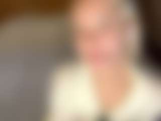 Live cam show with LaraKonzen - Lesbian on x69.live
