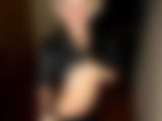 LaraKonzen's Live Sex Cam Show