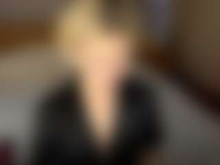 LaraKonzen's Live Sex Cam Show