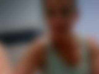 Live cam show with LipSauce - White MILF on Uber Horny | united states
