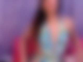 Live cam show with lunasantanaoficial01 - Tease on madthumbs