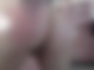 Mia-Pink-Ch's Live Sex Cam Show