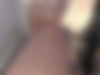 Mia-Pink-Ch's Live Sex Cam Show