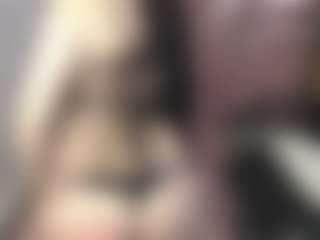 Mia-Pink-Ch's Live Sex Cam Show