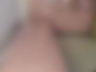 Mia-Pink-Ch's Live Sex Cam Show
