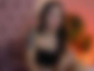 Live cam show with NicoleJoyce - Average on Mixed Magazine Live