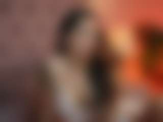 Live cam show with NicoleJoyce - Smoking on Camiplay Live