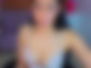 Sara-Lux-T's Live Sex Cam Show