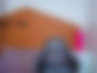 Sara-Lux-T's Live Sex Cam Show