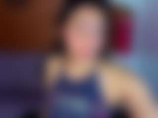 Sara-Lux-T's Live Sex Cam Show