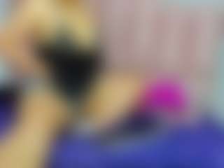 SerenaWilde's Live Sex Cam Show