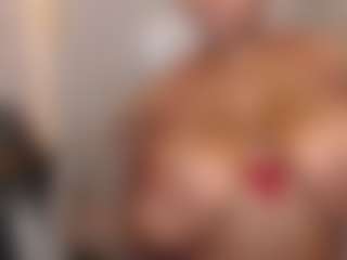 Live cam show with SWEETBIGBOOBS - Big Tits on Camsoda