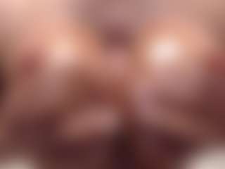 SWEETBIGBOOBS's Live Sex Cam Show