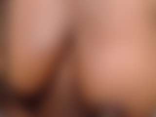 SWEETBIGBOOBS's Live Sex Cam Show