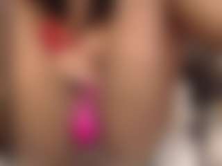 SWEETBIGBOOBS's Live Sex Cam Show