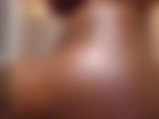 Live-Cam-Show mit SWEETBIGBOOBS - Tittyfuck auf Camsoda