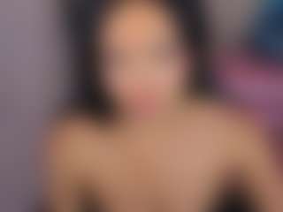 Live cam show with Veronica-Ros-T - New Tattoos on Gym Cam Girls