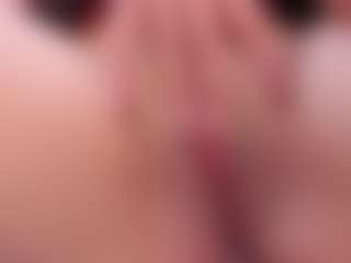 Live cam show with Zoe-Sweet1 - Fuck Machine on CamSodaAdn
