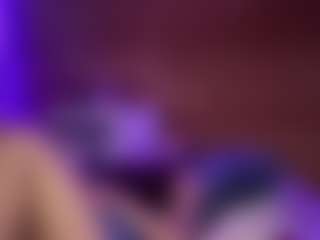 Live cam show with BarrieBachler - Average on Camsoda