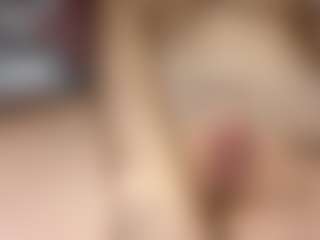 Live cam show with BarrieBachler - Blue Eyes on Camsoda