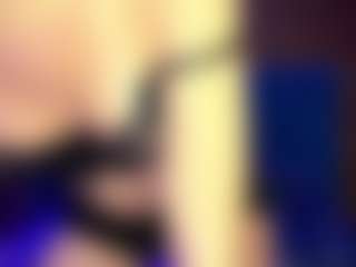 Live cam show with BarrieBachler - Average on Hubzter Live