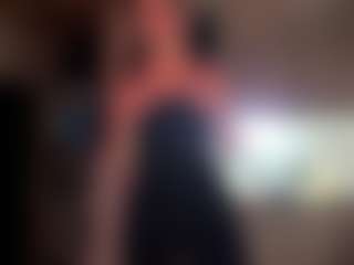Live cam show with BarrieBachler - Oil on Cam Slut