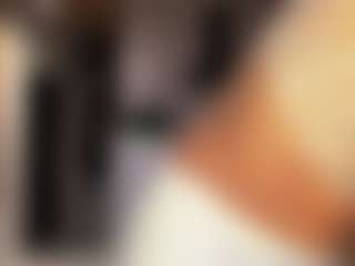 Live-camshow met Lois - Cum In Pussy op Camsoda