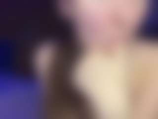 Lois's Live Sex Cam Show