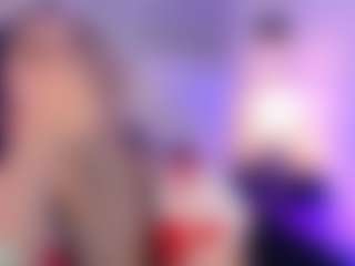 Live cam show with Chloe-Brm - Sexy on livesuperchat.net