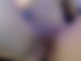 Live cam show with Chloe-Brm - Nipple Piercings on Big Tits