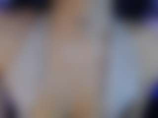 Live cam show with Chloe-Brm - Green Eyes on MyBangCams