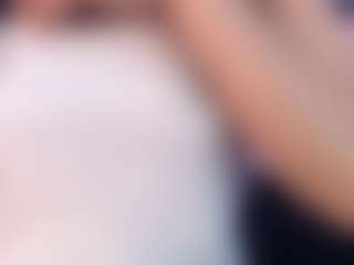 Live cam show with Chloe-Brm - Nipple Piercings on Fit Hotties