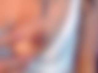 Chloe-Brm's Live Sex Cam Show