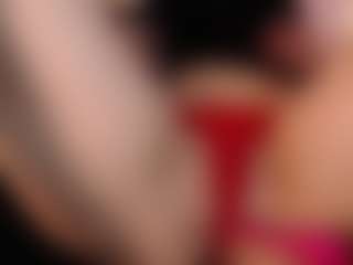 Chloe-Brm's Live Sex Cam Show