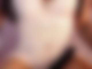 Live cam show with Chloe-Brm - Petite on Camsoda