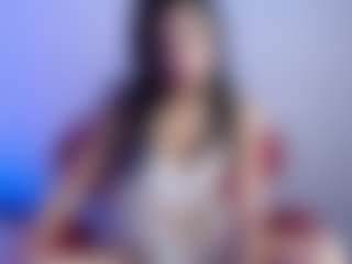 Chloe-Brm's Live Sex Cam Show