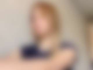 EdnaDellapina's Live Sex Cam Show