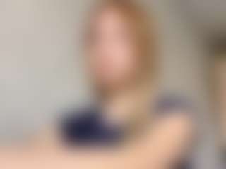 EdnaDellapina's Live Sex Cam Show