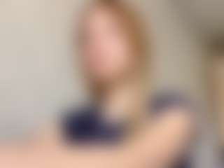 EdnaDellapina's Live Sex Cam Show