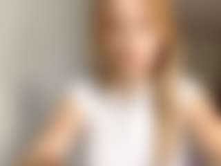 Live cam show with EdnaDellapina - Young Adult on hrnylive.com