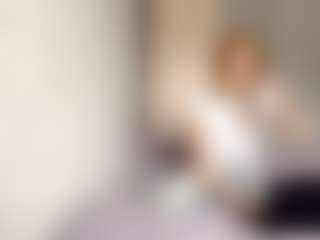 Live cam show with EdnaDellapina - New Shaved Pussy on SquirtSoMuch