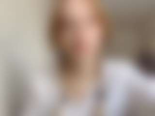 Live cam show with EdnaDellapina - Cute on madthumbs