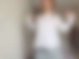 EdnaDellapina's Live Sex Cam Show