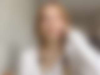 EdnaDellapina's Live Sex Cam Show