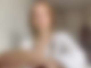 EdnaDellapina's Live Sex Cam Show