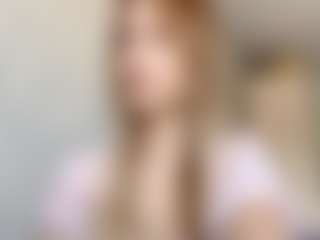 EdnaDellapina's Live Sex Cam Show